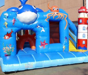 Château gonflable baleine