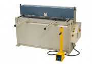 Cisaille guillotine hydraulique en acier