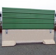 Clôture de chantier en tôle de bardage - Dim. L300 x l50 x H110 cm