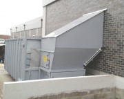 Compacteur à vis pour traitement déchets