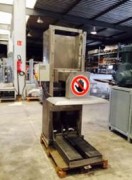 Compacteur tasseur de bac occasion pour conteneurs normalisés 660 à 750 litres