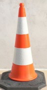 Cône de signalisation classe 2 - 75/100 cm