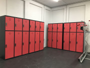 Consigne avec recharge pour trottinettes