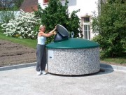 Conteneur semi-enterré