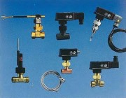 Contrôleur de débit à palette à manchon