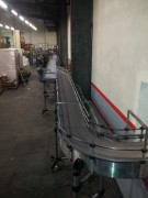 Convoyeur à chaîne pour bouteilles