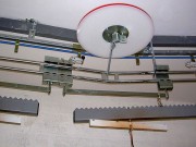 Convoyeur aérien à câble pour accumulation