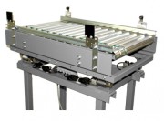 Convoyeur peseur à rouleaux motorisé - Capacité de 0 à 40 kg - Cadence 2700 à 5000 colis/h