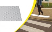 Dalle podotactile de voirie