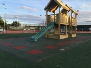 Dalle recyclable sol aire de jeux