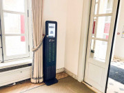 Distributeur autonome de batteries portatives