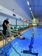 Elévateur mobile pour piscine à batterie