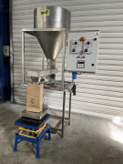 Ensacheuse semi-automatique verticale - Trémie 150 L - Cadence 2 à 6 sacs/min