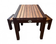 Ensemble table avec tabourets pour extérieur - en bois massif