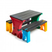 Ensemble Table et bancs pour enfants