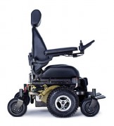 Fauteuil roulant tout terrain parcours sportif