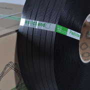 Feuillard plastique de cerclage