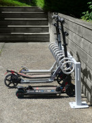 Garage pour 10 trottinettes