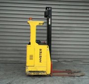 Gerbeur électrique d'occasion - Capacité 1500 kg - Ht. de levée 4250 mm