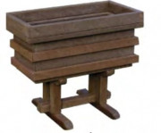 Jardinière en plastique recyclé pour terrasse