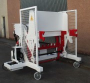 Leve conteneur universel pour compacteur