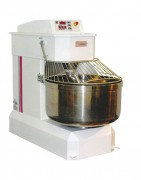 Location machine à pétrin professionnelle