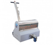 Machine à dépoussiérer tapis manuelle