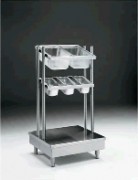 Meuble pour plateaux, pain et couverts