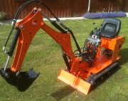 Mini pelle sauterelle