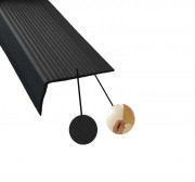 Nez de marche à angle droit souple - Auto-adhésif – L.3000 mm x l.75 mm x H.45 mm