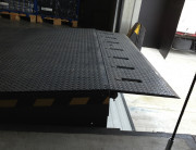 Niveleur de quai hydraulique à lèvre rabattable - Safe-T-Lip® 130 mm - Capacité 60 kN - Inclinaison 5°