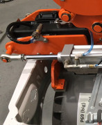 Pince de levage pour machines à laver