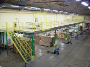 Plate forme mezzanine de stockage autoportante modulable