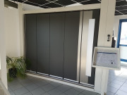 Porte de garage sectionnelle - Refoulement latéral - Manuelle ou électrique