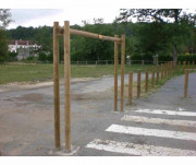Limiteur de hauteur de parking en bois - Dim. L350 x H300 cm