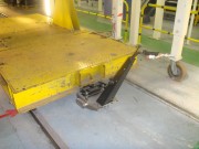 Pousseur tireur à verin pneumatique