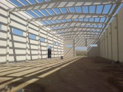 Poutre béton pour soutien toiture industrielle