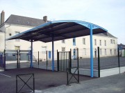 Préau entrée école