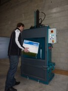 Presse à balle pour cartons