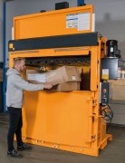 Presse à carton - Balles de 400 à 600 kg - Force 500 kN - Éjection automatique