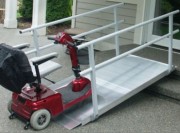 Rampe d'accès avec garde corps