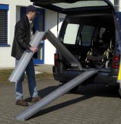 Rampe de chargement repliable - Capacité 500 kg - Dim. L1485 à 2985 mm x l155 mm