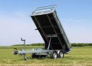 Remorque benne hydraulique avec basculement électrique