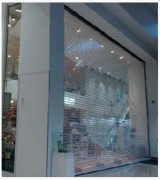 Rideau métallique de protection magasin