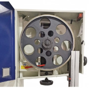 Scie à ruban verticale anti-torsion