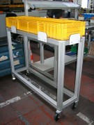 Servante atelier à bacs plastique