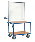 Servante avec accessoires pour protection contre l'infection