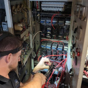 Service de maintenance pour installations électriques