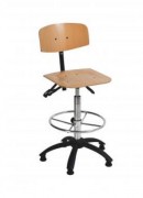 Siège d’atelier en bois