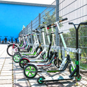 Station de parking pour trottinette électriques